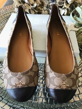 CORPORATE CHIC 🔥 OLD MONEY SIGNATURE COACH JACQUARD CHELSEA BALLET FLATS